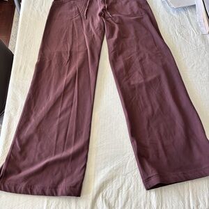 Vintage  Lululemon Ladies Wide Leg Maron Legging